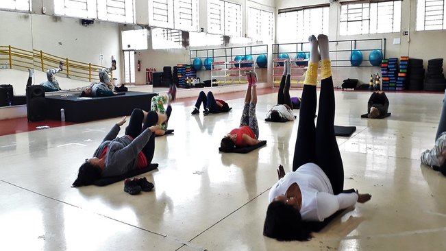 Academia vida oferece aulas gratuitas de pilates