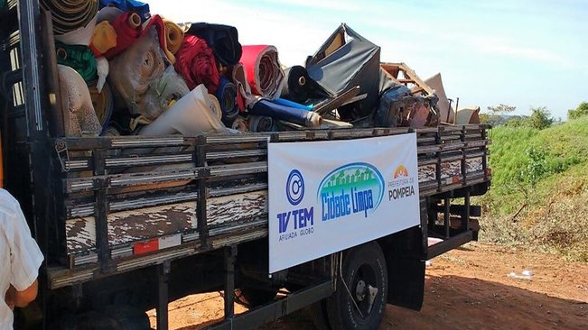 ‘Cidade limpa’ recolhe mais de 20 toneladas de material inservível em pompeia