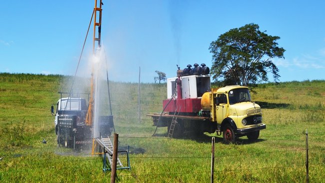 SAAE amplia abastecimento de água na cidade com aprofundamento de poço artesiano