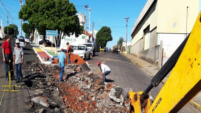 Prefeitura realiza novas obras de canalização de água pluvial