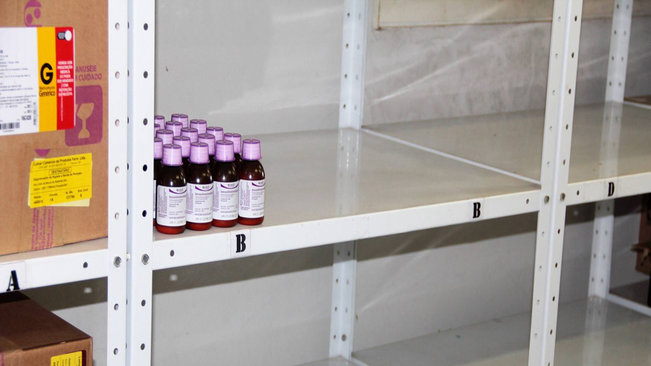 Gestão Tina Januário providencia compra emergencial de medicamentos