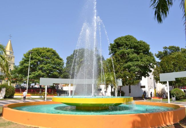 Prefeitura organiza festa com tema natalino para crianças 