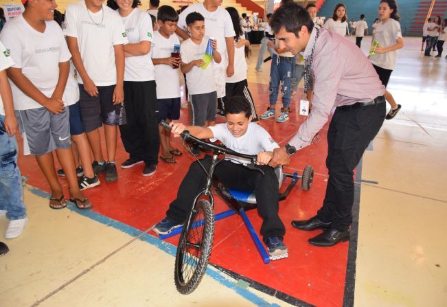 2ª Feira Jovem é um Sucesso entre o Público Jovem de Pompeia