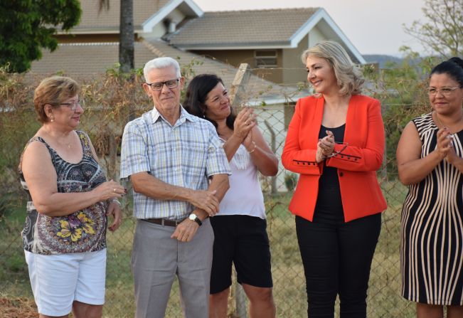 Pioneiros da região se emocionam com entrega oficial da Pavimentação do Loteamento Chácaras Recreio