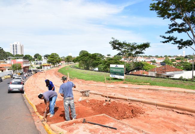 Após dias de chuva, construção da nova Pista de Cooper e Ciclovia volta a avançar