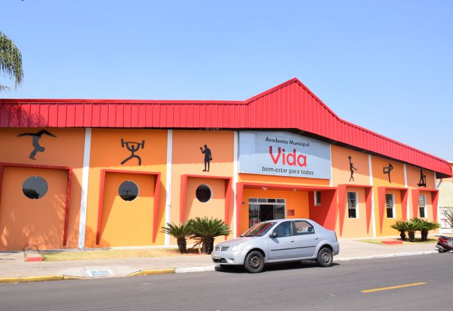 Academia Vida oferta treinamentos para diferentes objetivos e acompanhamento nutricional para alunos