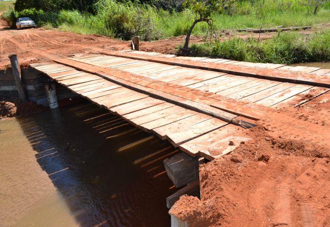 Prefeitura age rápido e repara estragos na zona rural um dia após forte chuva