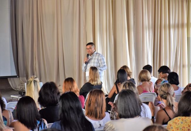 Secretaria da Educação realiza reunião para o planejamento do ano letivo