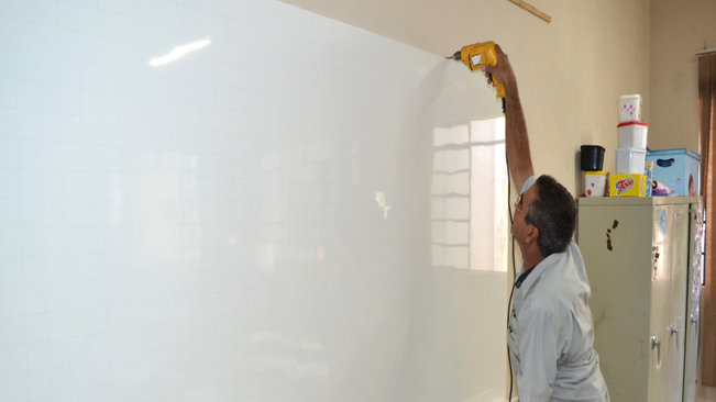 Escolas municipais recebem novas lousas