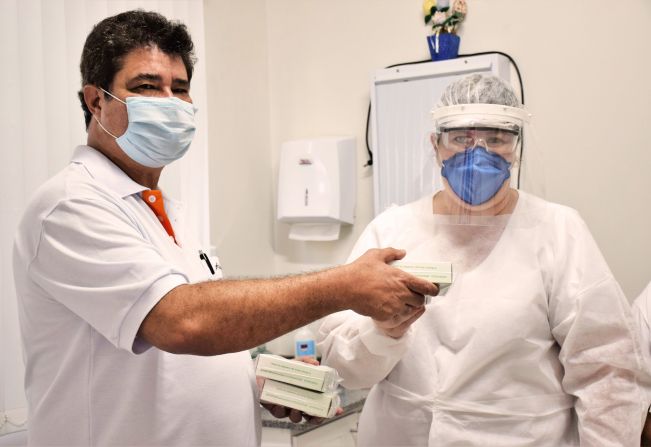 DHS inicia a entrega de kits de Ivermectina para profissionais da linha de frente da Saúde