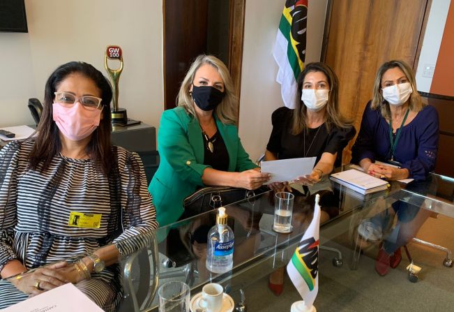 Tina vai a Brasília e agiliza repasses de mais de R$ 1 milhão conquistados com Baleia Rossi e Ministérios