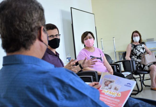 Reunião no IDF prepara lançamento do programa “Melhor Infância – Pompeia” que ocorrerá no dia 21 de março