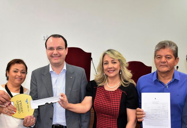 Prefeitura de Pompeia conquista aparelhos de ar condicionado, ventiladores e outros equipamentos para a educação