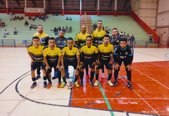 Campeonato de Férias: Fase de Grupos Aquecida com Jogos Decisivos e Ótimo Público