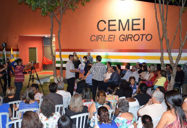 Prefeita Tina inaugura CEMEI “Cirlei Giroto”