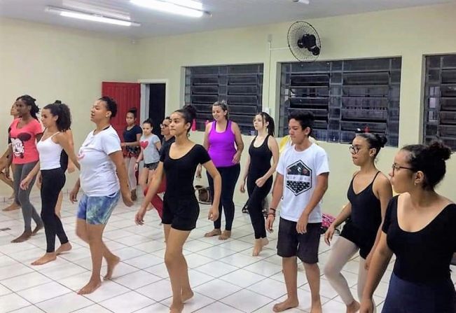 Escolas estaduais terão Oficina de Dança Afro – Brasileira em Pompeia