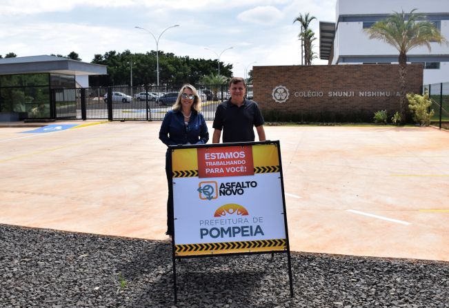 Prefeita Tina acompanha início da obra de pavimentação da PMP 159 que dá acesso ao novo Colégio Shunji Nishimura
