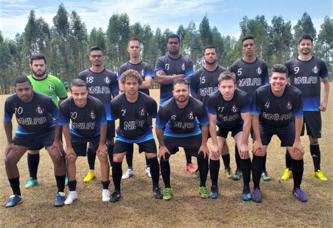 Campeonato de Futebol Amador já tem dois semifinalistas e equipes iniciam decisões no Grupo B