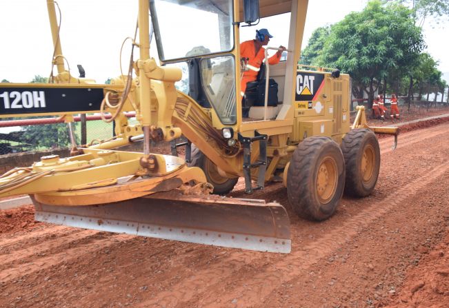 Obras de pavimentação da PMP 159 e de construção da nova Pista de Cooper e Ciclovia estão a todo vapor