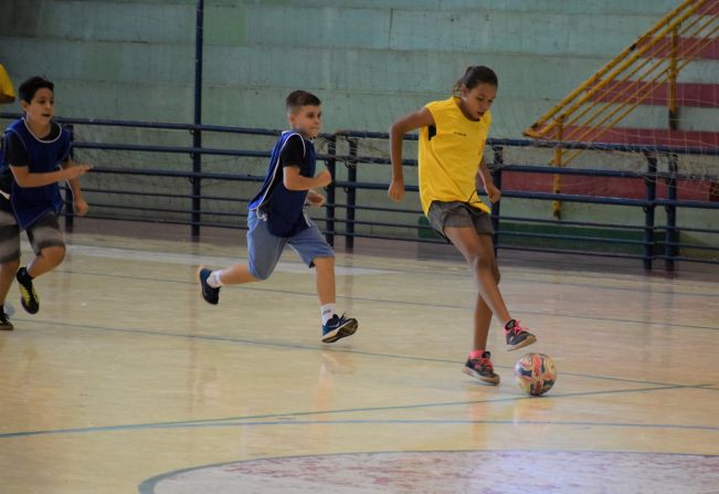 Escolinhas de Esportes retornam nesta segunda-feira e estão com as inscrições abertas para novos alunos