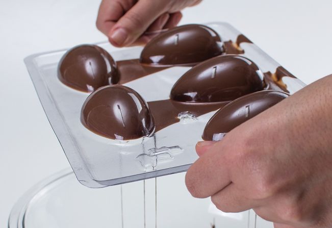 Curso “Fabrique e venda Ovos de Páscoa e Bombons” está com as inscrições abertas