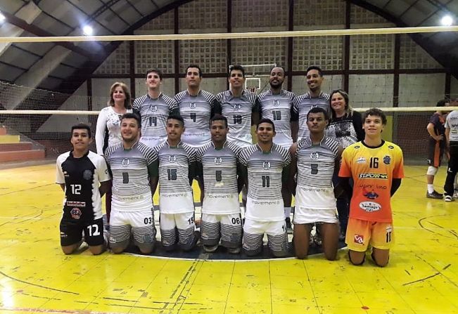 Em jogo equilibrado, Vôlei Masculino de Pompeia vence Araraquara pela Liga APV