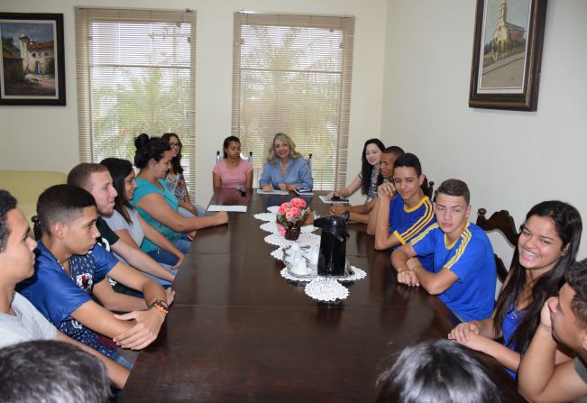 Prefeitura de Pompeia renova parceria com CIEE e investe na promoção de empregos para jovens aprendizes