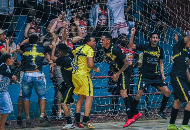 Red Bull, Saideira, Universidad e C&A estão na semifinal do Campeonato de Férias