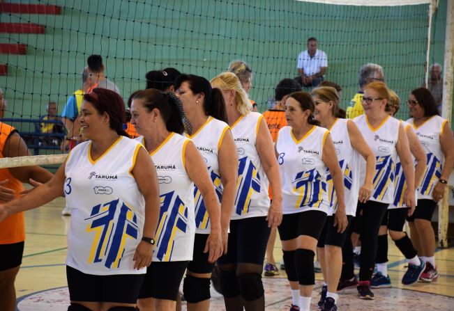 Em comemoração ao Dia do Idoso, Divisão de Esportes e Recreação realiza Campeonato de Vôlei Adaptado