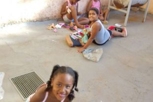 Foto - FÉRIAS ESCOLARES NO CENTRO DE ASSISTÊNCIA SOCIAL NOSSA SENHORA DE FÁTIMA